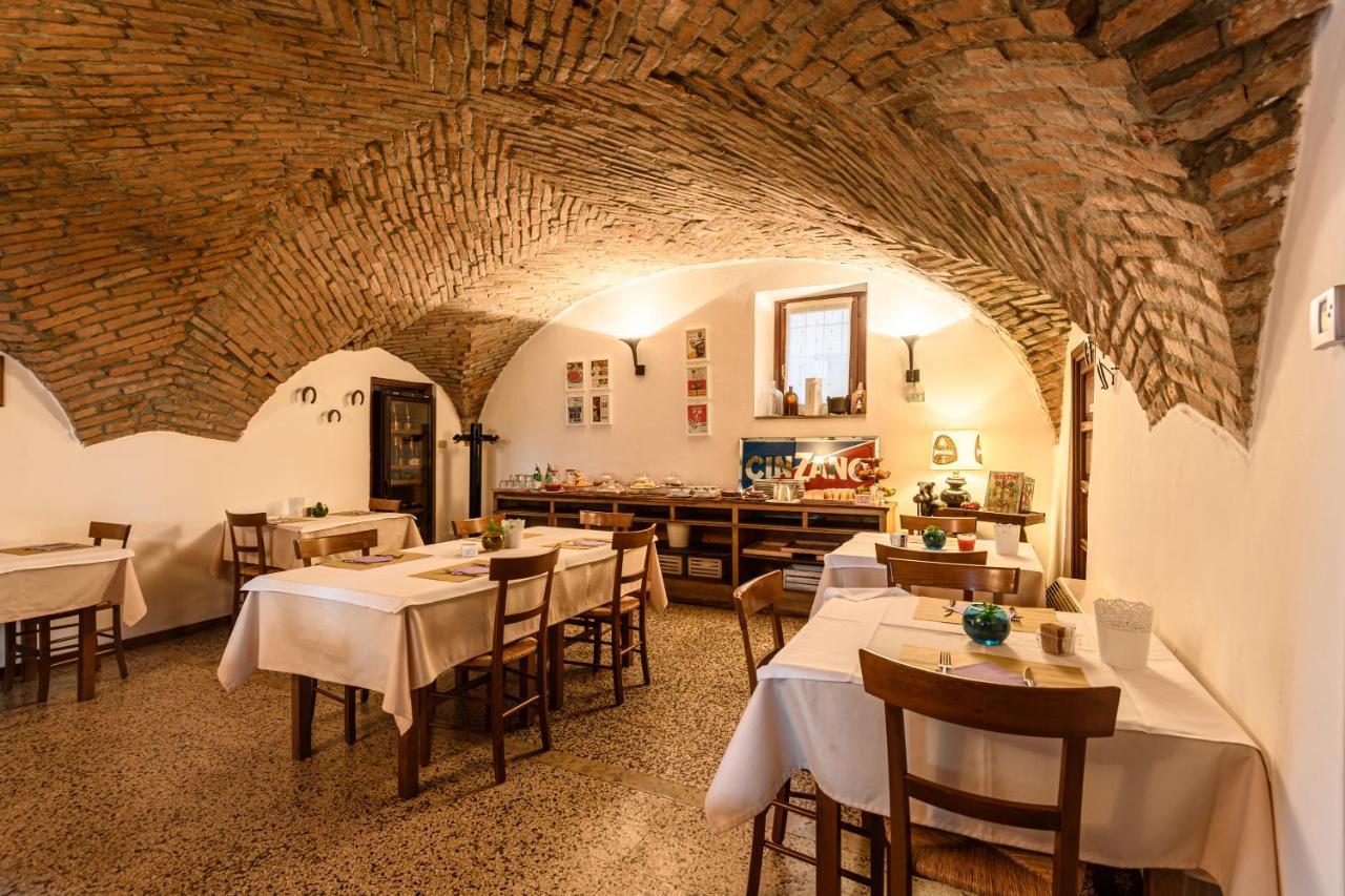 Il Glicine B&B Ristorante Cazzago San Martino Exterior photo