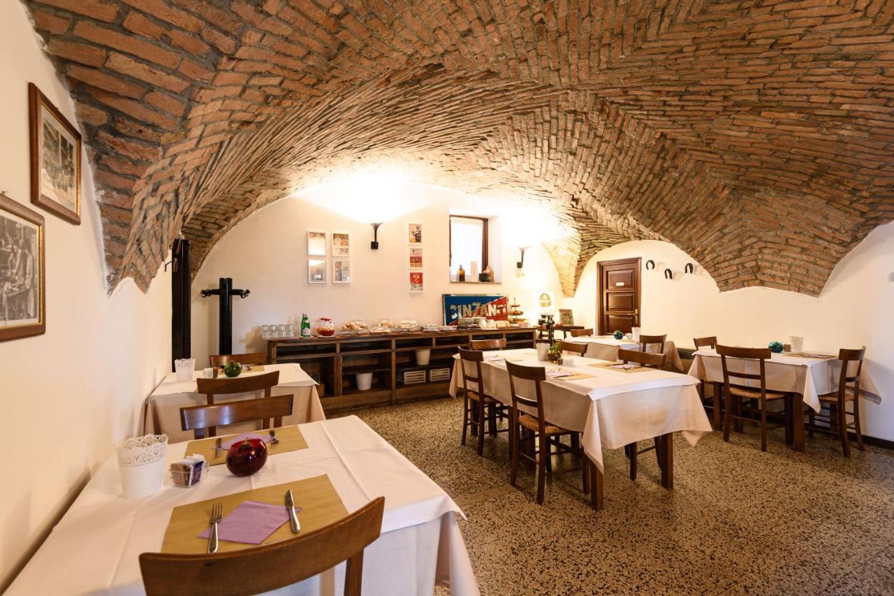 Il Glicine B&B Ristorante Cazzago San Martino Exterior photo