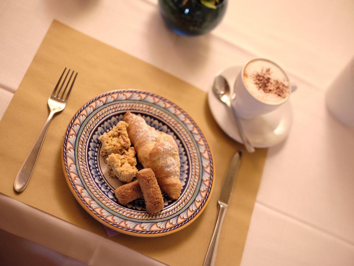 Il Glicine B&B Ristorante Cazzago San Martino Exterior photo