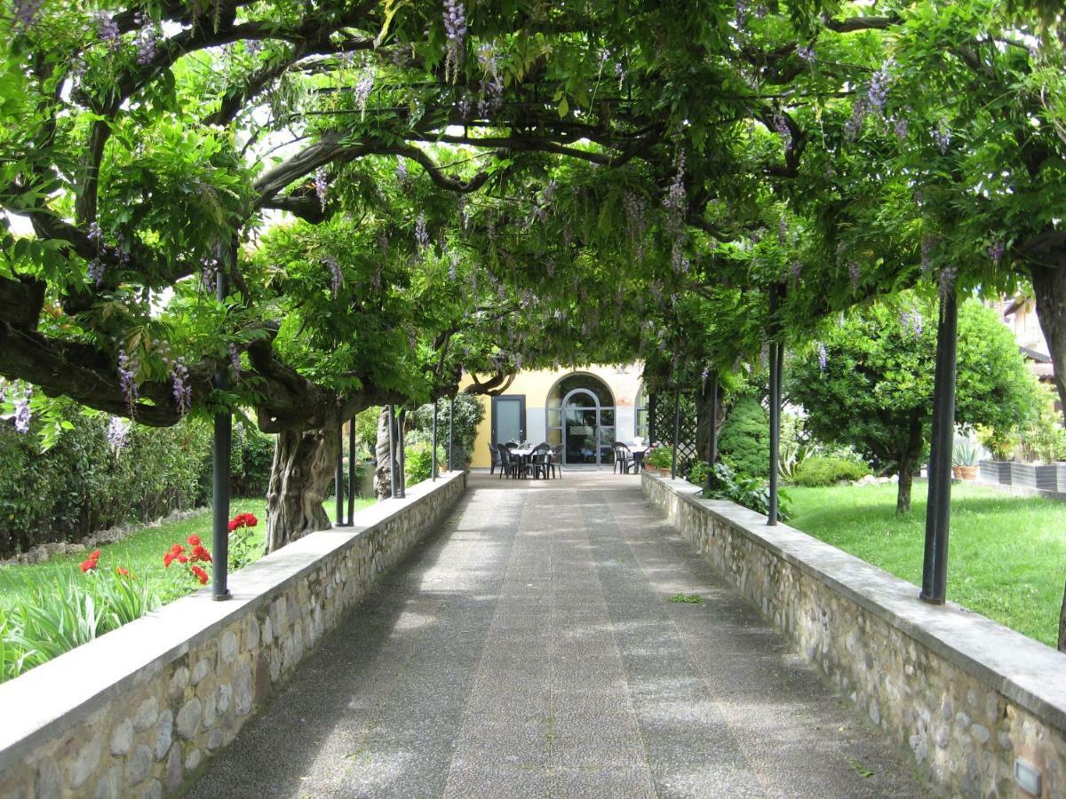 Il Glicine B&B Ristorante Cazzago San Martino Exterior photo